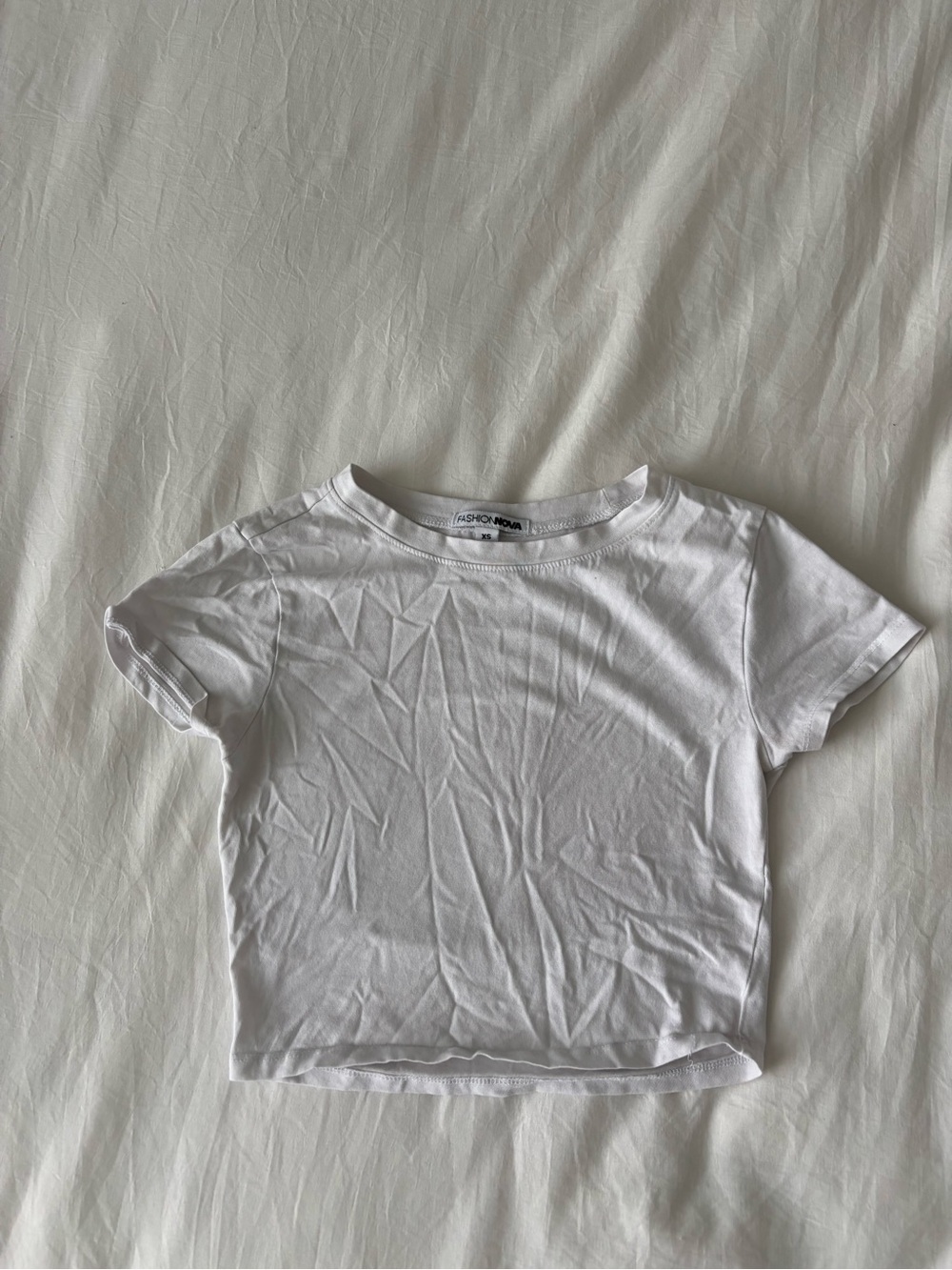 Fashion Nova White Cropped Baby Tee Short Sleeve Top Size XS